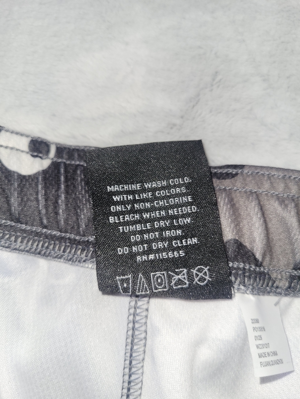 Hello Kitty & Friends Sanrio Mens XL (40-42) Drawstring Pull On Gray Shorts - Picture 12 of 13